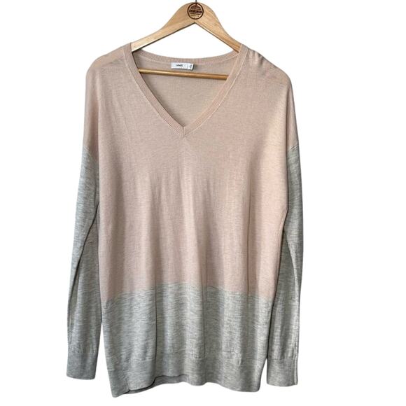 Vince Women’s Merino Wool Colorblock Easy Fit V Neck Sweater Pink Gray Sz Small - Picture 1 of 8